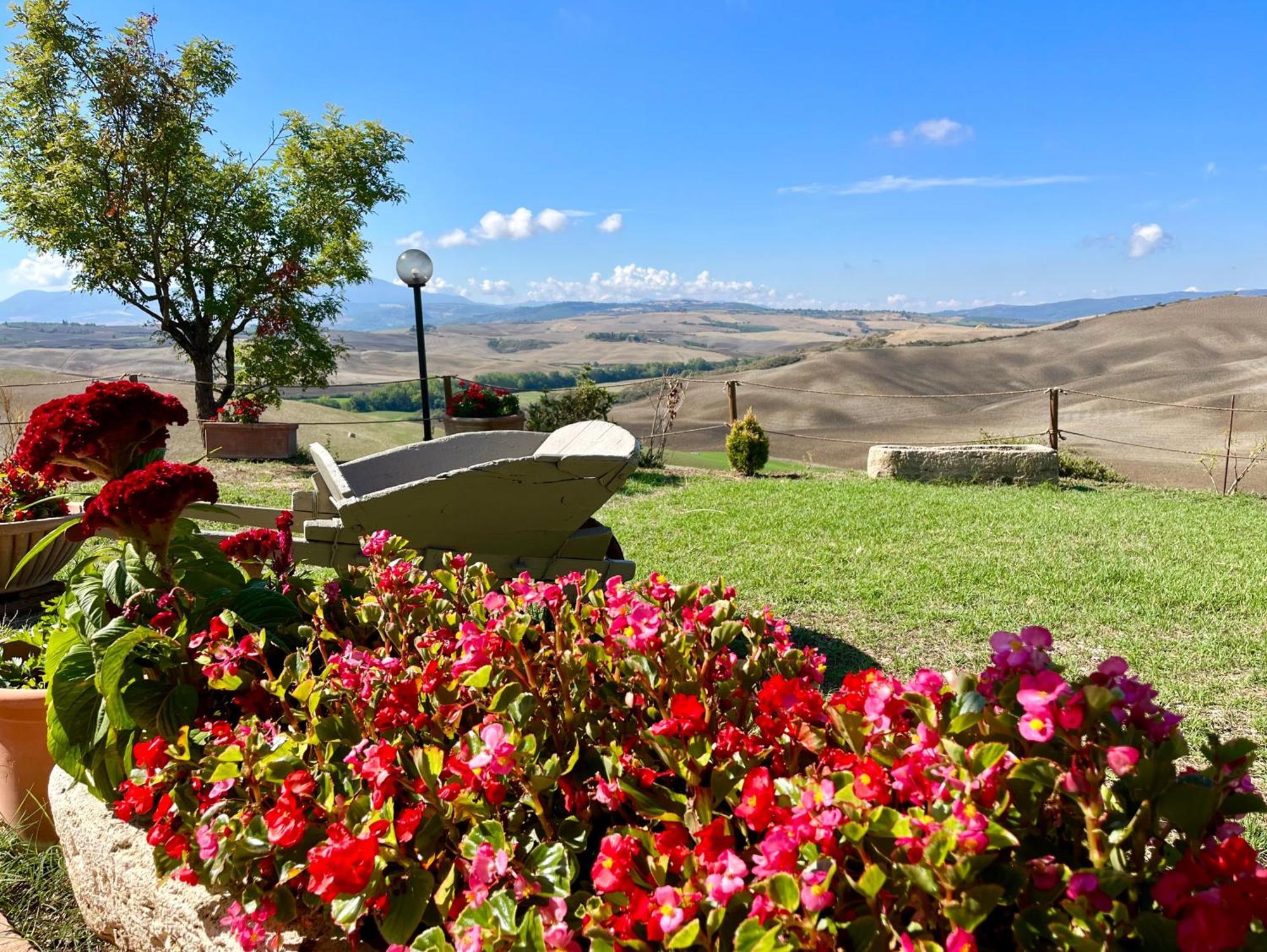 Poggiosalto In Toscana Pienza Buitenkant foto